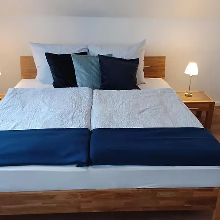 Apartment Am *